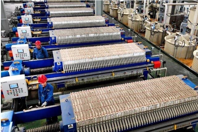 Mặt trái của kỳ tích xe điện Trung Quốc