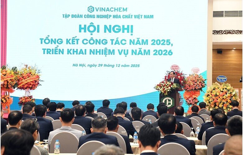Vinachem phải dẫn dắt ngành hóa chất bước vào kỷ nguyên mới