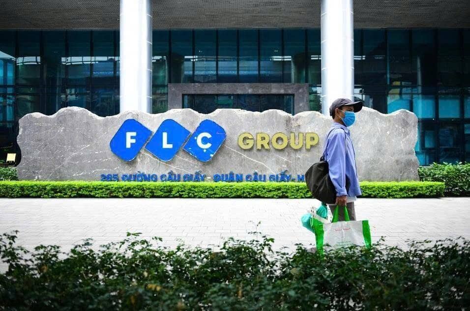 "Đặt cược" vào địa ốc FLC chờ ngày tái xuất?
