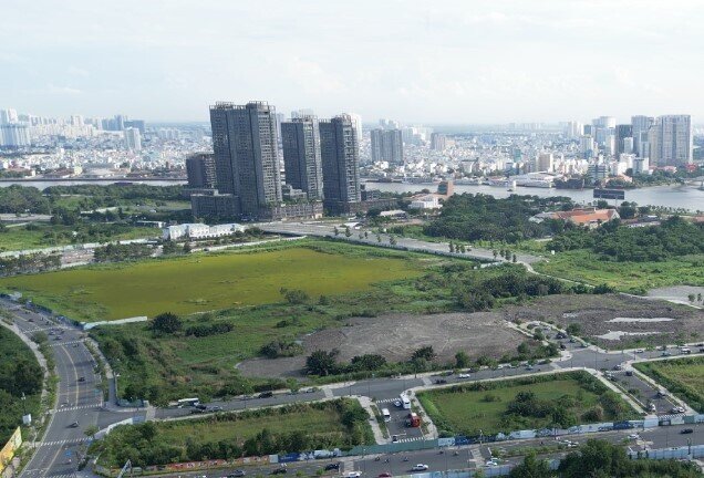 Giá nhà tăng do luật có nhiều cách hiểu khác nhau