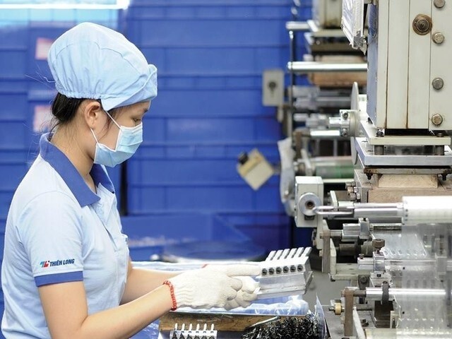 M&A tỷ USD: Vươn tầm bệ phóng hay kịch bản "hòa tan"?