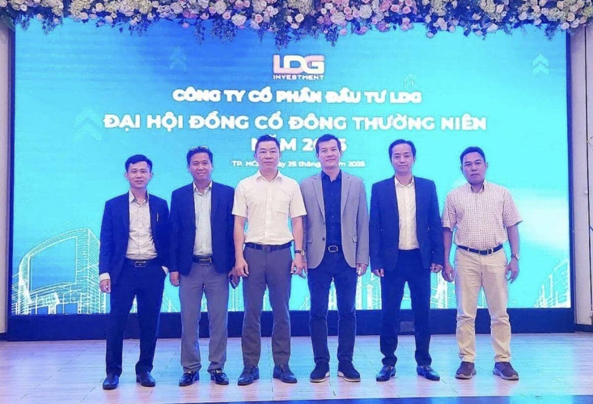 “Ông lớn” địa ốc đồng loạt tái xuất: Thị trường bất động sản sắp có biến động lớn