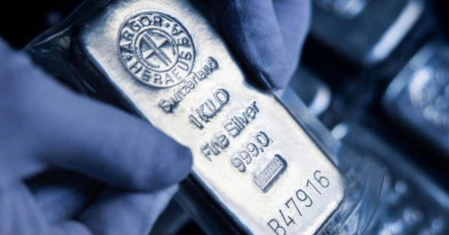 Bạc toàn cầu 'dậy sóng' trước động thái mới từ Trung Quốc