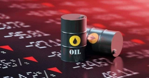 Giá xăng dầu hôm nay 3/1/2026: Giảm gần 2%