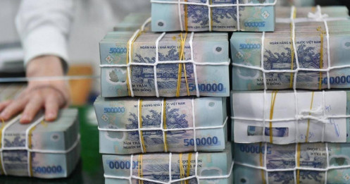 Cuộc đua tăng lãi suất sôi động: Kỳ hạn ngắn chạm trần, 6-12 tháng vượt 7%