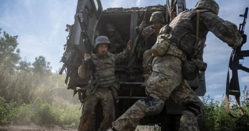 Nga dồn dập trả đũa Ukraine