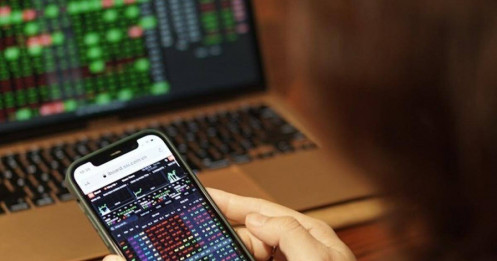 Cổ phiếu SSI, MBS, HCM, TCX - Có nên mua gom?