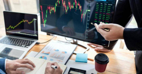 SSI – Doanh nghiệp chứng khoán “kiếm tiền thật” nhất thị trường, nhưng đây có còn là điểm mua an toàn cho nhà đầu tư mới?