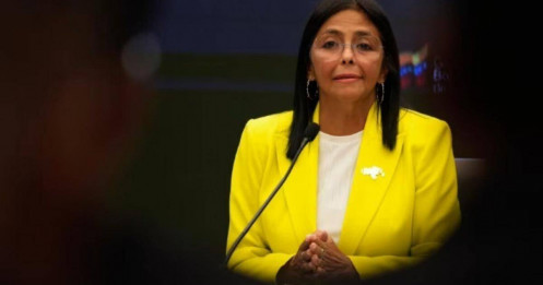 Venezuela có Tổng thống lâm thời sau khi ông Maduro bị Mỹ bắt giữ