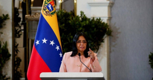 TT Trump cảnh báo TT lâm thời Venezuela 'sẽ phải trả giá lớn'