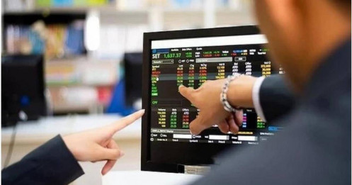 Tiền ngoại 'quay xe' đầu năm 2026, bán ròng mạnh nhiều cổ phiếu vốn hóa lớn