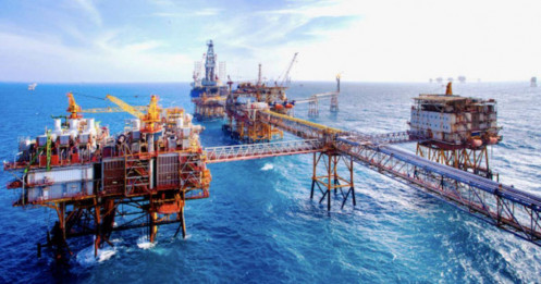 Dòng tiền đổ vào dầu khí, GAS và BSR sắp ‘cất cánh’