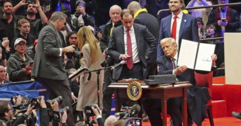 Phe 'diều hâu' đang thắng thế trong chính sách đối ngoại Mỹ