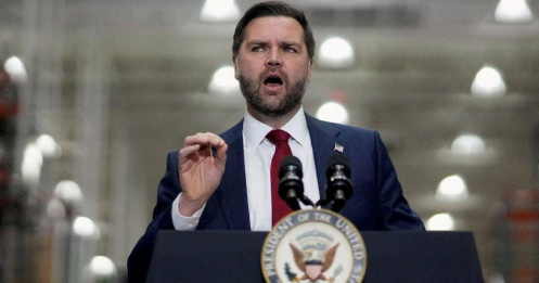 Venezuela chỉ được bán dầu theo “luật chơi” của Mỹ?