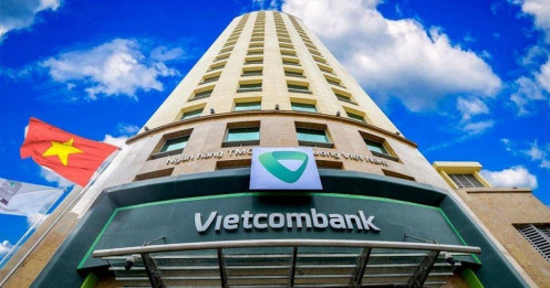 Vietcombank 'đứng dậy'