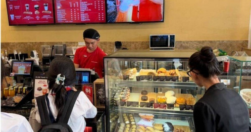 Highlands Coffee ngưng bán trà sen vàng, trà vải