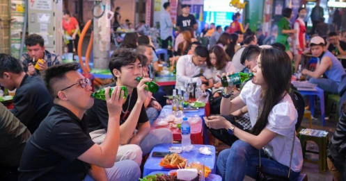 Người Việt tiếp tục trong top uống bia nhiều nhất thế giới