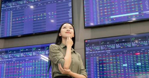 Dự phóng VN-Index vượt 2.100 điểm trong kịch bản tích cực, CTCK chỉ ra loạt cơ hội đầu tư hấp dẫn