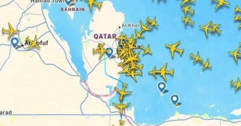 Dấu hiệu nóng: Hàng loạt máy bay tiếp liệu của Mỹ nối nhau rời căn cứ ở Qatar