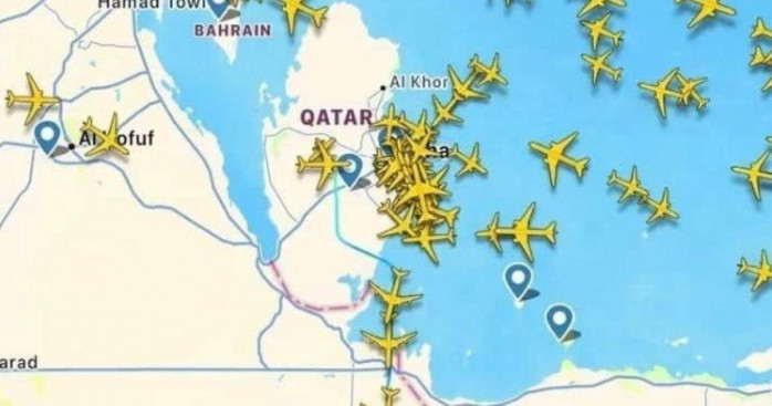 Dấu hiệu nóng: Hàng loạt máy bay tiếp liệu của Mỹ nối nhau rời căn cứ ở Qatar