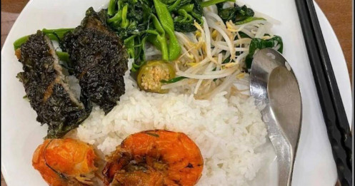 Suất cơm bình dân 110.000 đồng ở Hà Nội