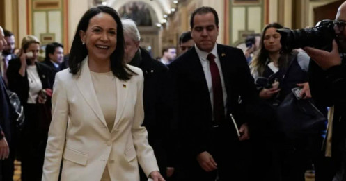 Nobel Hòa bình ‘đổi chủ’ tại Nhà Trắng? Câu chuyện bất ngờ giữa bà Machado và ông Trump