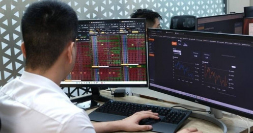Nhận định chứng khoán 16/1: VN-Index dao động giằng co trong vùng 1.850-1.880 điểm