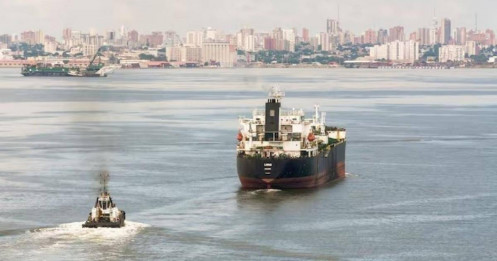 Vì sao tiền Mỹ bán dầu Venezuela chảy về Qatar?