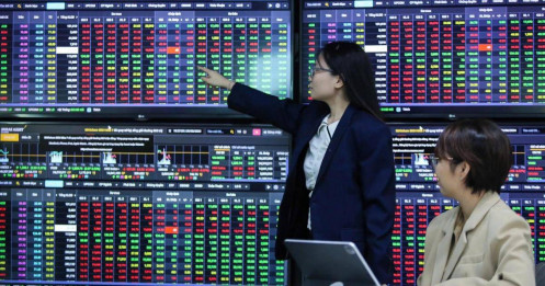 Sau 2025, cục diện ngành chứng khoán đổi chiều?
