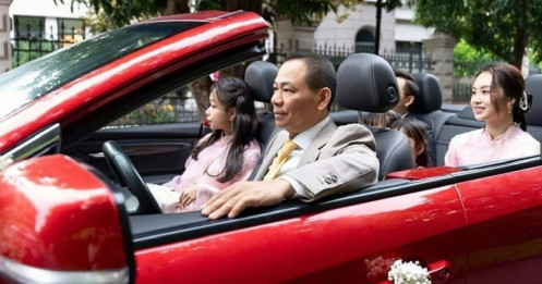 Lần đầu lộ diện VF9 mui trần độc bản: Tỷ phú Phạm Nhật Vượng trực tiếp làm “tài xế” ngày cưới con trai