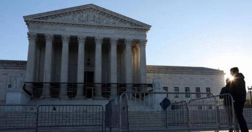 Tòa án Tối cao Mỹ tỏ dấu hiệu do dự trước đề nghị sa thải Thống đốc Fed Lisa Cook