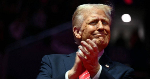 'Lấy lòng' ông Trump không còn giải quyết được vấn đề
