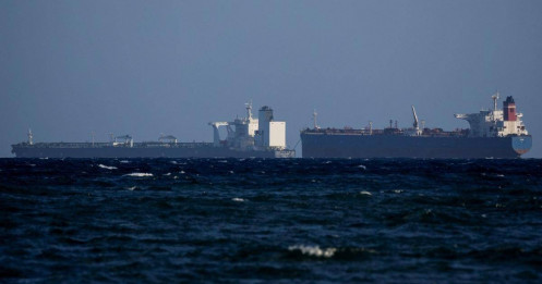 Mỹ tấn công tàu bị nghi buôn lậu ma tuý sau khi bắt giữ Tổng thống Venezuela