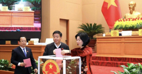 Miễn nhiệm chức danh Ủy viên UBND TP Hà Nội với ông Trần Anh Tuấn