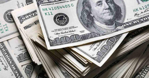 Ông Trump nói USD “rất ổn”, nhưng thị trường lại tháo chạy: Đồng bạc xanh đang gặp chuyện gì?