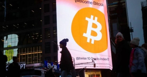 Bitcoin rơi xuống dưới 78.000 USD