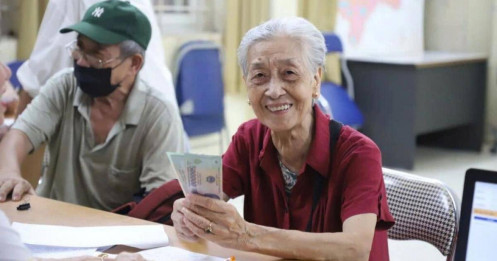 Tết 2026: Người hưu trí nhận gộp 2 tháng lương hưu, kèm quà tiền mặt 1,8 triệu đồng