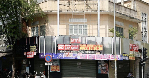 Mặt phố hết thời?