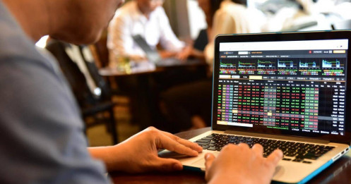 Thị trường chứng khoán tháng 2: Dòng tiền về đâu?