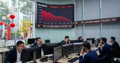 Dòng tiền rút mạnh trước Tết, thị trường chứng khoán chìm trong sắc đỏ