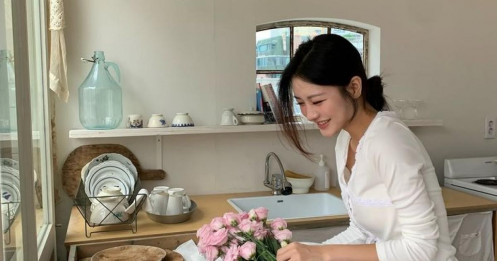"Nghèo tinh tế": Khi hình ảnh bóng bẩy được tài trợ bằng nợ nần