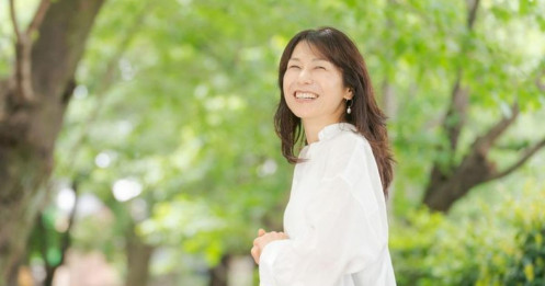 Nghệ thuật "giàu có" của phụ nữ trung niên: Đừng để dành những điều tốt đẹp cho tương lai