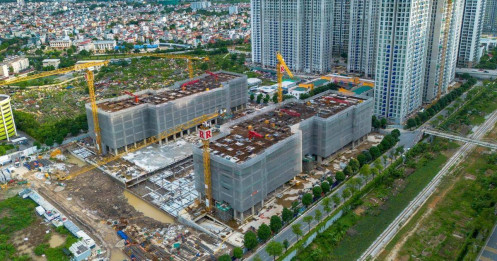 Sàn bất động sản: "Cán cân" minh bạch?