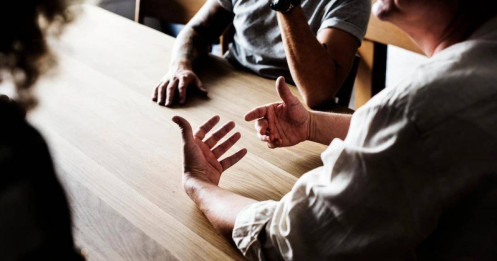 Airbnb, Netflix và cuộc nổi dậy của những kẻ nhỏ dám nghĩ lớn