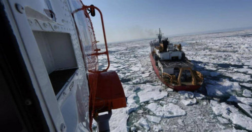 Mỹ “thừa nhận thất thế” trong cuộc đua Bắc Cực: Hạm đội tàu phá băng tụt hậu xa so với Nga