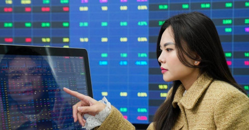 Dòng tiền chưa muốn nghỉ, chuyên gia gọi tên các nhóm cổ phiếu có thể "đón sóng" sau Tết