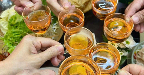 Lưu ý quan trọng: Vẫn có thể lên nồng độ cồn kể cả sau khi uống 24h