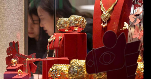 Dân Trung Quốc ồ ạt mua vàng