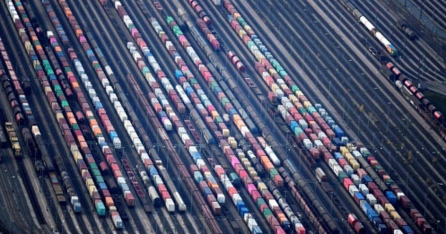 Kịch bản nào cho cuộc chiến thuế quan của ông Trump sau phán quyết của tòa án?