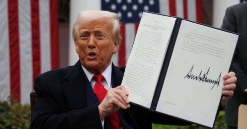 Ông Trump kích hoạt kế hoạch B?